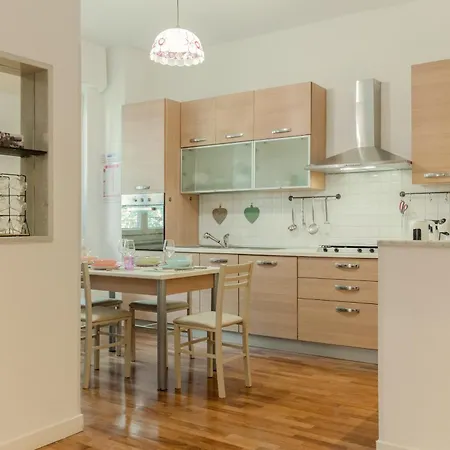 Guesthost - Casa Viviana