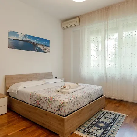 Lägenhet Guesthost - Casa Viviana La Spezia