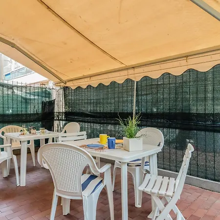 Guesthost - Casa Viviana Apartment *