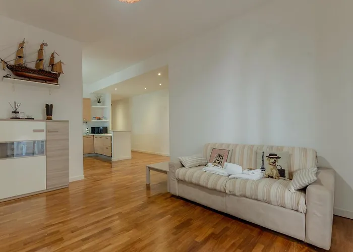 Guesthost - Casa Viviana